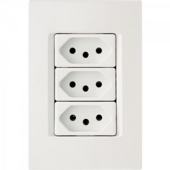 Tomada Tripla 4x2 c/ 3 Tomadas 2P+T 20A 250V Tablet Branco TRAMONTINA por 0,00 à vista no boleto/pix ou parcele em até 1x sem juros. Compre na loja Mundomax!