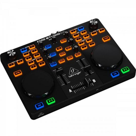 Controlador DJ CMD STUDIO 2A Preto BEHRINGER por 0,00 à vista no boleto/pix ou parcele em até 1x sem juros. Compre na loja Mundomax!
