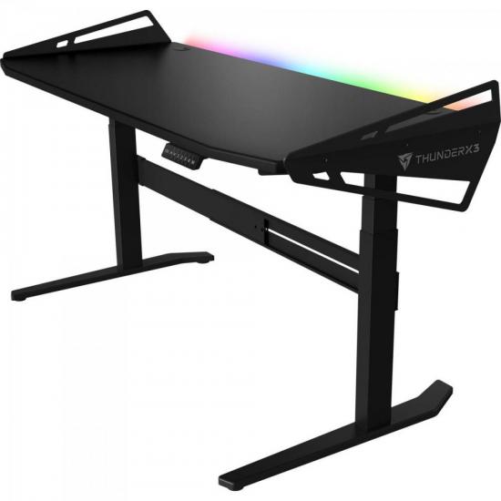 Mesa Gamer Automatizada HEX 120CM AD7 M Preto THUNDERX3 por 0,00 à vista no boleto/pix ou parcele em até 1x sem juros. Compre na loja Thunderx3!
