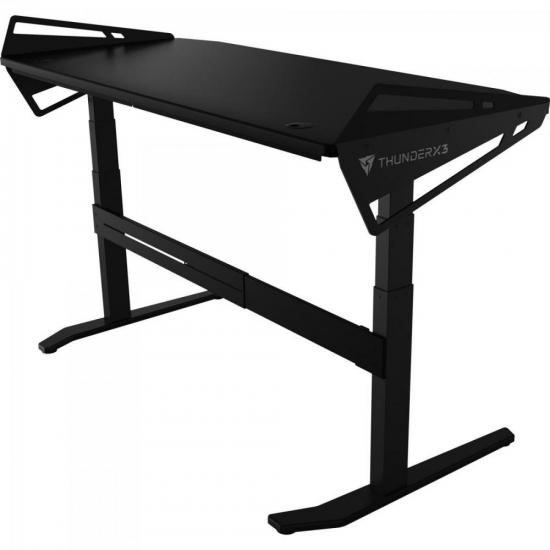 Mesa Gamer Automatizada HEX 120CM AD7 M Preto THUNDERX3 por 0,00 à vista no boleto/pix ou parcele em até 1x sem juros. Compre na loja Thunderx3!