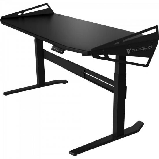 Mesa Gamer Automatizada HEX 120CM AD7 M Preto THUNDERX3 por 0,00 à vista no boleto/pix ou parcele em até 1x sem juros. Compre na loja Thunderx3!