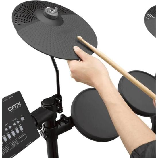Bateria Eletrônica Yamaha DTX402K por 4.499,00 à vista no boleto/pix ou parcele em até 12x sem juros. Compre na loja Mundomax!