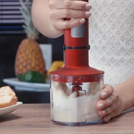 Mixer de Mão Premium com Acessórios MI3001V 700W 127V Vermelho MASTERCHEF por 0,00 à vista no boleto/pix ou parcele em até 1x sem juros. Compre na loja Mundomax!