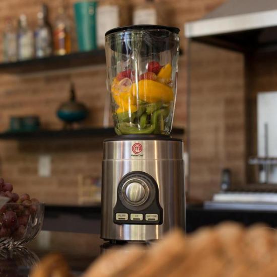 Liquidificador Premium 700W 220V LI3001I Inox MASTERCHEF por 0,00 à vista no boleto/pix ou parcele em até 1x sem juros. Compre na loja Mundomax!