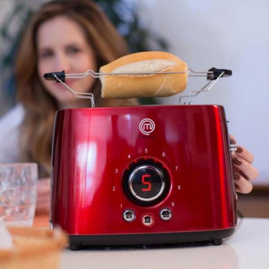 Torradeira 2 Pães TO3002V 127V Vermelho MASTERCHEF por 0,00 à vista no boleto/pix ou parcele em até 1x sem juros. Compre na loja Mundomax!