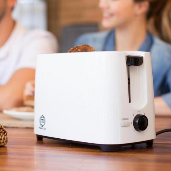 Torradeira 2 Pães TO1002B 127V Branca MASTERCHEF por 0,00 à vista no boleto/pix ou parcele em até 1x sem juros. Compre na loja Mundomax!