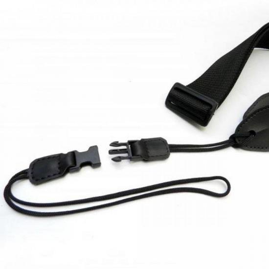 Cordão QRV Basso Preta por 20,00 à vista no boleto/pix ou parcele em até 1x sem juros. Compre na loja Mundomax!