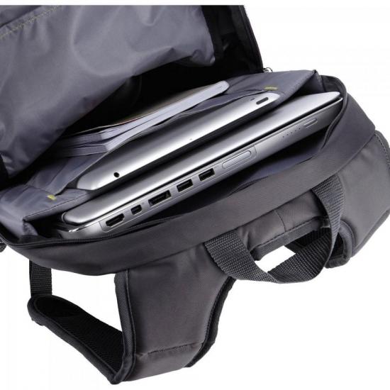 Mochila para Notebook 15.6\" Jaunt WMBP115 C Preto CASE LOGIC por 196,90 à vista no boleto/pix ou parcele em até 7x sem juros. Compre na loja Mundomax!
