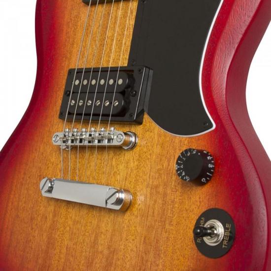 Guitarra EPIPHONE SG Special Vintage Vintage Worn HCSB por 0,00 à vista no boleto/pix ou parcele em até 1x sem juros. Compre na loja Mundomax!