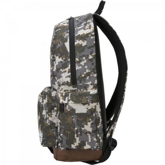 Mochila para Notebook 15,6\" Strata II TSB93601 Hexa TARGUS por 170,90 à vista no boleto/pix ou parcele em até 6x sem juros. Compre na loja Mundomax!