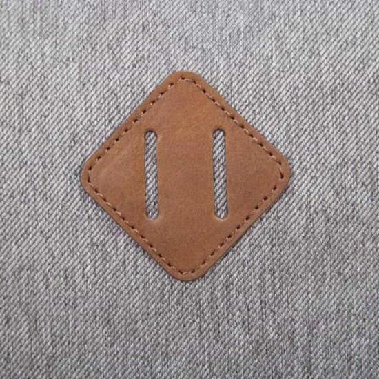 Mochila para Notebook 15.6\" Strata TSB93604 Cinza TARGUS por 0,00 à vista no boleto/pix ou parcele em até 1x sem juros. Compre na loja Mundomax!