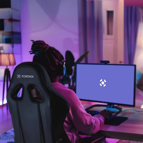 Cadeira Gamer Fortrek Vickers Preta por 759,90 à vista no boleto/pix ou parcele em até 10x sem juros. Compre na loja Fortrek!