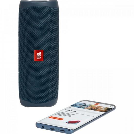 Caixa Multimídia Portátil Bluetooth FLIP 5 Azul JBL por 784,90 à vista no boleto/pix ou parcele em até 10x sem juros. Compre na loja Mundomax!