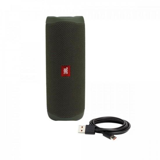 Caixa Multimídia Portátil Bluetooth FLIP 5 Verde JBL por 0,00 à vista no boleto/pix ou parcele em até 1x sem juros. Compre na loja Mundomax!
