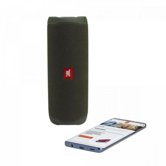 Caixa Multimídia Portátil Bluetooth FLIP 5 Verde JBL por 0,00 à vista no boleto/pix ou parcele em até 1x sem juros. Compre na loja Mundomax!