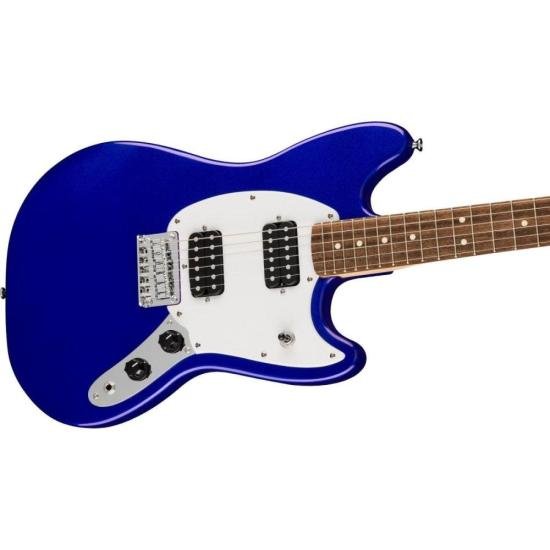Guitarra Squier Bullet Mustang Azul Imperial por 2.538,99 à vista no boleto/pix ou parcele em até 12x sem juros. Compre na loja Mundomax!