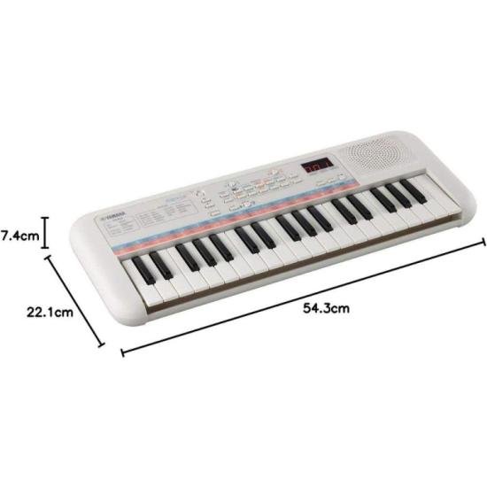 Mini Teclado Yamaha PSS-E30 Remie Branco por 585,00 à vista no boleto/pix ou parcele em até 10x sem juros. Compre na loja Mundomax!