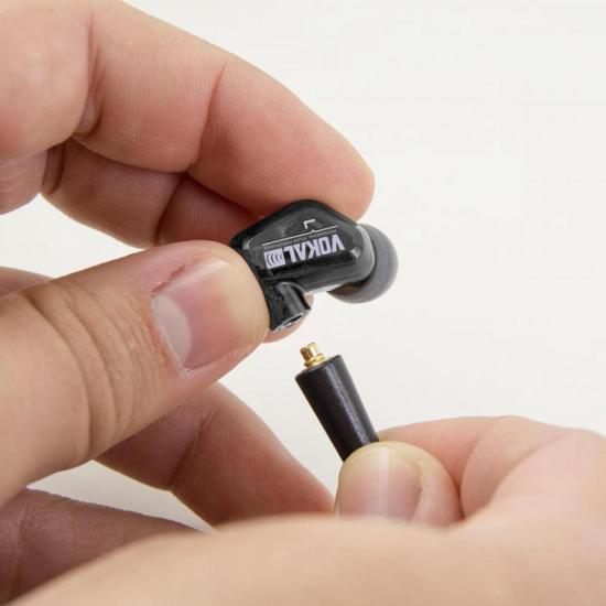 Fone de Ouvido E50 PRO In Ear Preto VOKAL por 445,90 à vista no boleto/pix ou parcele em até 10x sem juros. Compre na loja Mundomax!