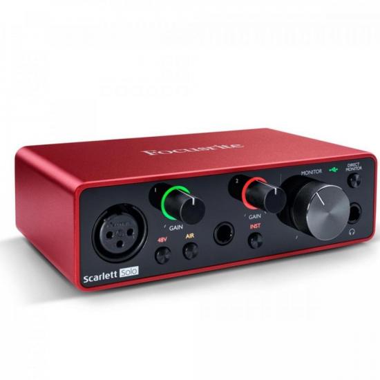 Interface de Áudio Scarlett Solo FOCUSRITE por 1.610,99 à vista no boleto/pix ou parcele em até 12x sem juros. Compre na loja Mundomax!