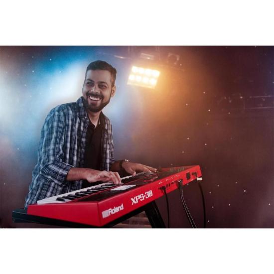 Teclado Sintetizador ROLAND XPS-30 Vermelho por 6.599,00 à vista no boleto/pix ou parcele em até 12x sem juros. Compre na loja Mundomax!