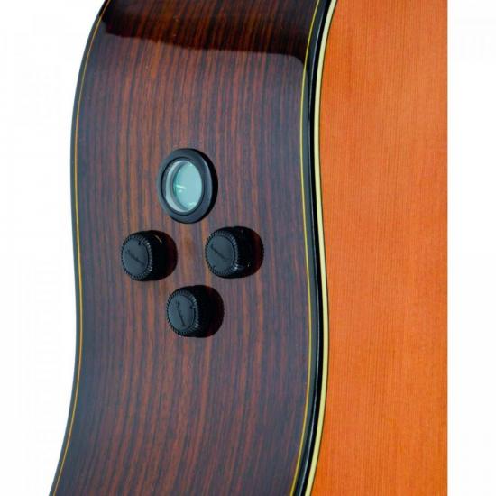 Violão Eletroacústico Strinberg Dublin DE55SC Aço Natural por 1.999,99 à vista no boleto/pix ou parcele em até 12x sem juros. Compre na loja Mundomax!