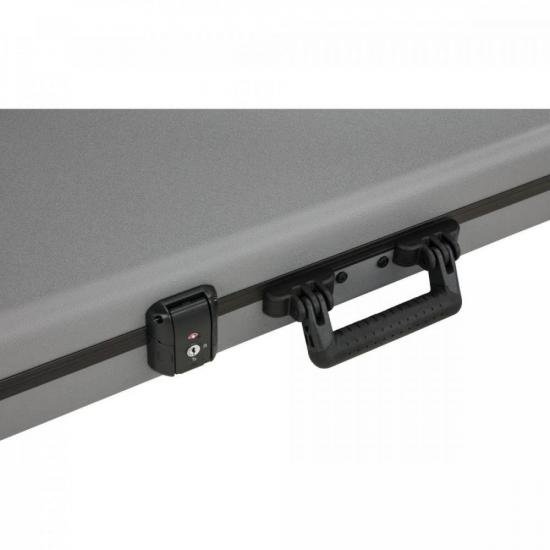 Case FENDER Deluxe Molded por 2.399,00 à vista no boleto/pix ou parcele em até 12x sem juros. Compre na loja Mundomax!