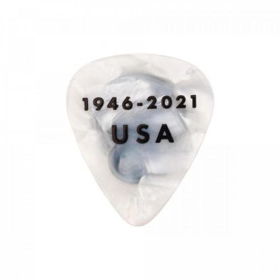 Palheta Medium c/18 75TH ANNIVERSARY FENDER (embalagem c/ 18 uni.) por 89,90 à vista no boleto/pix ou parcele em até 3x sem juros. Compre na loja Mundomax!