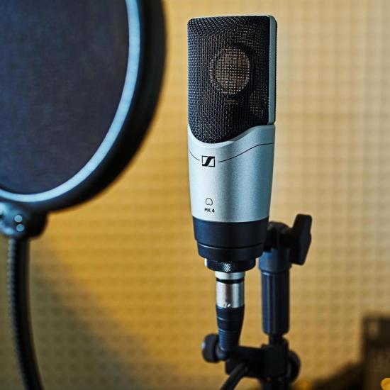 Microfone Sennheiser MK 4 Condensador Cardióide por 2.707,99 à vista no boleto/pix ou parcele em até 12x sem juros. Compre na loja Mundomax!