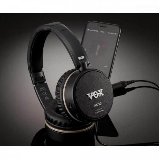 Fone de Ouvido e Amplificador VOX VGH AC30 Preto por 1.491,90 à vista no boleto/pix ou parcele em até 12x sem juros. Compre na loja Mundomax!