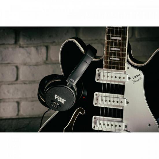 Fone de Ouvido e Amplificador VOX VGH AC30 Preto por 1.491,90 à vista no boleto/pix ou parcele em até 12x sem juros. Compre na loja Mundomax!