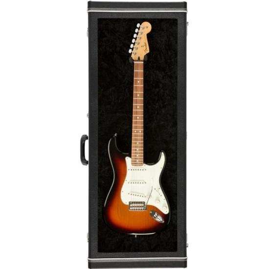 Display Case FENDER para Guitarra por 1.720,00 à vista no boleto/pix ou parcele em até 12x sem juros. Compre na loja Mundomax!