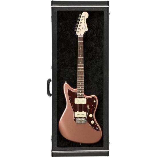 Display Case FENDER para Guitarra por 1.720,00 à vista no boleto/pix ou parcele em até 12x sem juros. Compre na loja Mundomax!