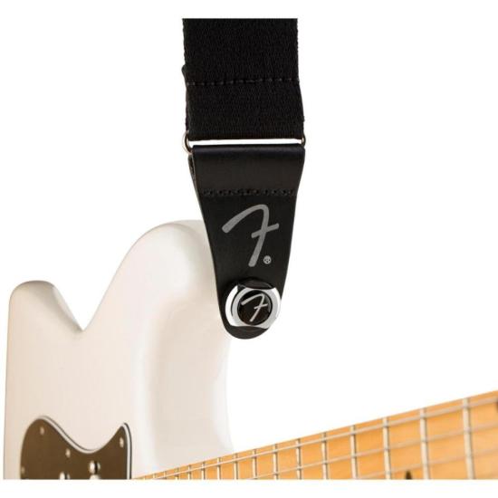 Straplock FENDER Infinity Black por 180,00 à vista no boleto/pix ou parcele em até 7x sem juros. Compre na loja Mundomax!