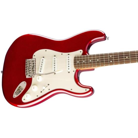 Guitarra Squier Stratocaster Vibe 60’s Candy Apple Red por 4.299,00 à vista no boleto/pix ou parcele em até 12x sem juros. Compre na loja Mundomax!