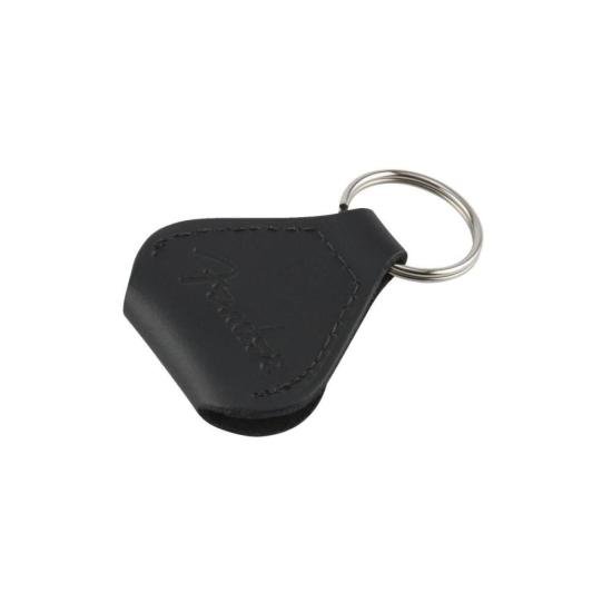Adicione estilo e paixão à sua vida musical com o chaveiro Fender Leather Pick PT. Feito de couro de alta qualidade, é o acessório perfeito para os fãs de guitarra. Leve a lendária marca Fender sempre com você. Compre agora