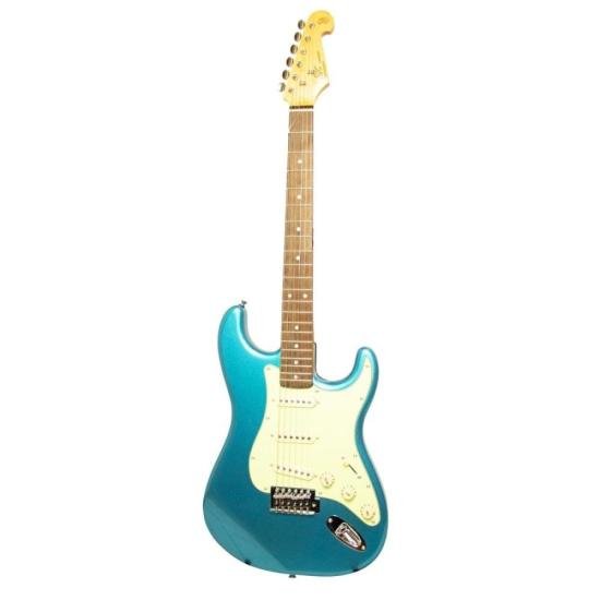 Guitarra SX Vintage Series Plus SST62LPB Lake Pacific Blue por 1.589,99 à vista no boleto/pix ou parcele em até 12x sem juros. Compre na loja Mundomax!