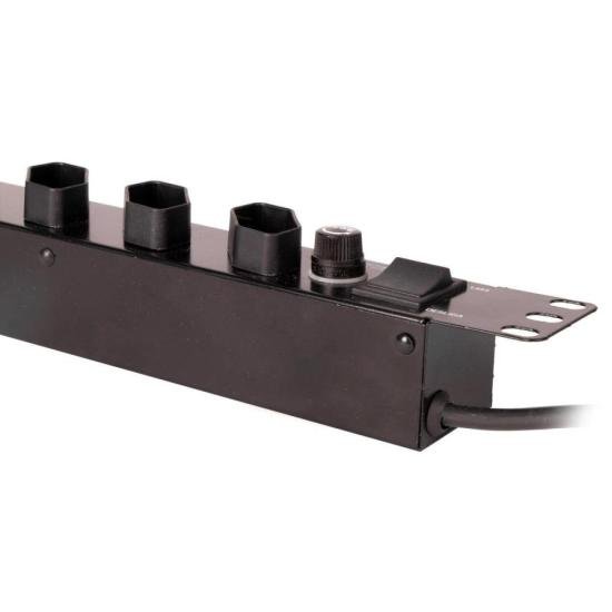 Régua de Tomadas Hayonik RT810A 8 Tomadas 10A 19\" por 135,99 à vista no boleto/pix ou parcele em até 5x sem juros. Compre na loja Mundomax!