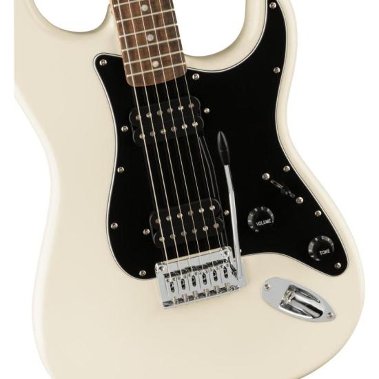 Guitarra Stratocaster Squier Affinity HH Olympic White por 2.689,99 à vista no boleto/pix ou parcele em até 12x sem juros. Compre na loja Mundomax!