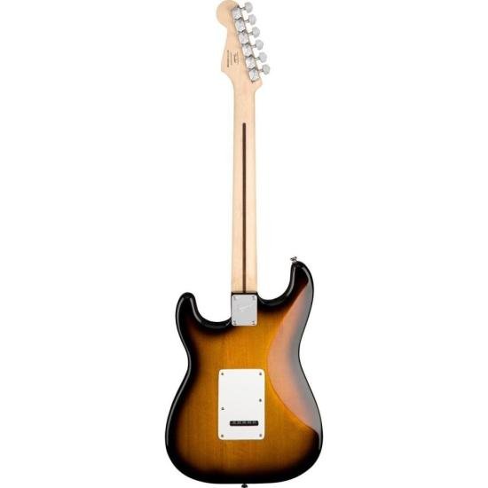 Kit Guitarra SQUIER Stratocaster Sunburst + Frontman 10G + Acessórios por 2.789,99 à vista no boleto/pix ou parcele em até 12x sem juros. Compre na loja Mundomax!