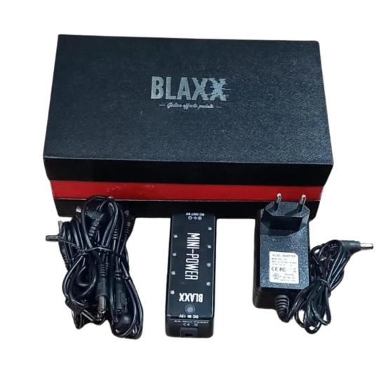 Fonte para 8 Pedais STAGG BLAXX POWER por 574,00 à vista no boleto/pix ou parcele em até 10x sem juros. Compre na loja Mundomax!