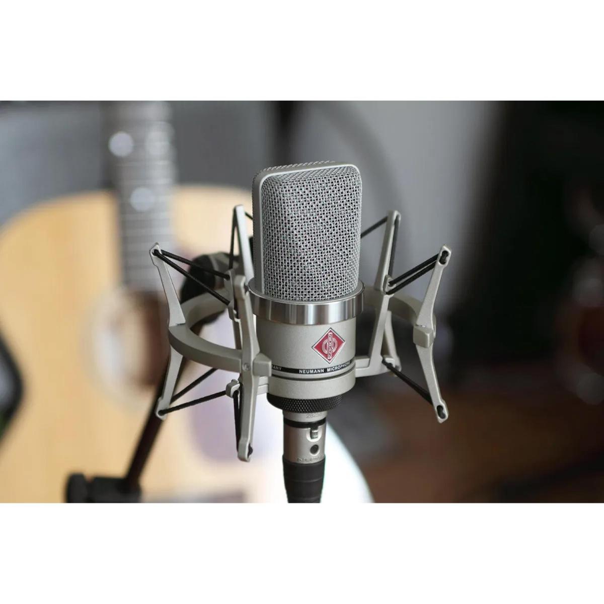 Microfone Neumann TLM 102 Condensador Cardióide - Mundomax
