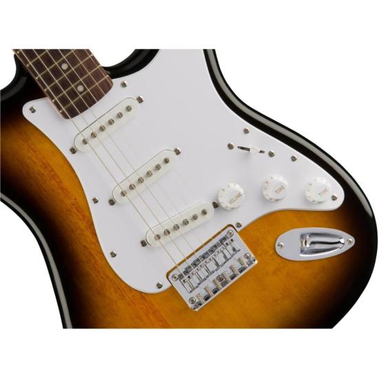 Guitarra Squier Strat Bullet Brown Sunburst por 2.591,99 à vista no boleto/pix ou parcele em até 12x sem juros. Compre na loja Mundomax!