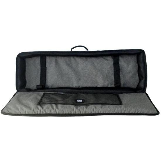 Semi Case Para Teclado GD Case Pro 133cm x 30cm x 17cm por 699,00 à vista no boleto/pix ou parcele em até 10x sem juros. Compre na loja Mundomax!