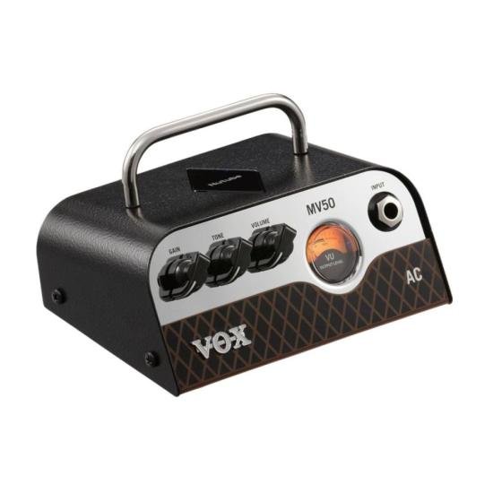 A evolução do icônico Vox AC30; Cabeçote pré valvulado com 1 x Nutube 6P1 no Preamp; amplificador classe D com 50 watts (4 Ohms); controles de ganho, tone e volume; função \"ECO\" que desliga o amplificador automaticamente caso fique sem uso; chave \"stand by\"; chave \"EQ\" (flat/deep); saída para linha/headphone; saída para caixa; seletor de impedância (4 / 8 / 16 ohms); fonte 19V (incluso).