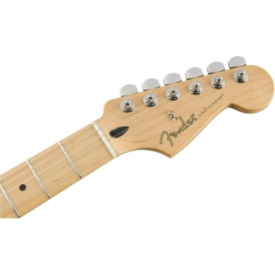 Guitarra Fender Stratocaster Player HSS Tidepool por 7.199,99 à vista no boleto/pix ou parcele em até 12x sem juros. Compre na loja Mundomax!