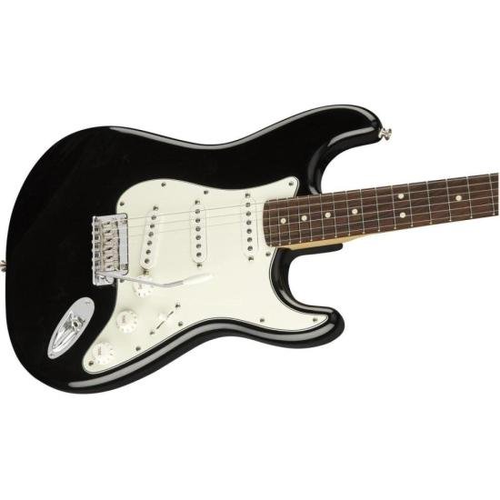 Guitarra Stratocaster Fender Player Black por 7.499,99 à vista no boleto/pix ou parcele em até 12x sem juros. Compre na loja Mundomax!