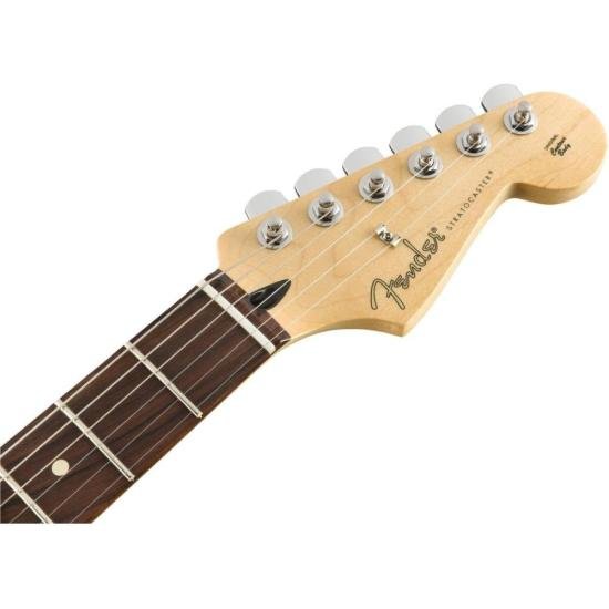 Guitarra Stratocaster Fender Player Black por 7.499,99 à vista no boleto/pix ou parcele em até 12x sem juros. Compre na loja Mundomax!