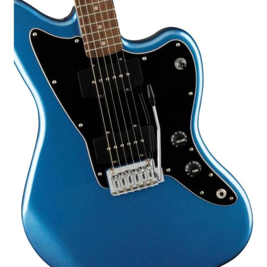 Guitarra Squier Jazzmaster Affinity Series Lake Placid Blue por 3.362,99 à vista no boleto/pix ou parcele em até 12x sem juros. Compre na loja Mundomax!