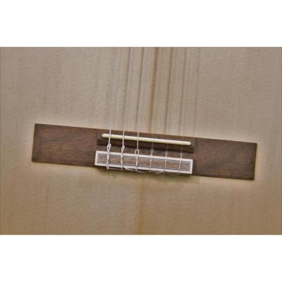 Violão Clássico Benson Elétrico GC100CE por 1.080,99 à vista no boleto/pix ou parcele em até 12x sem juros. Compre na loja Mundomax!