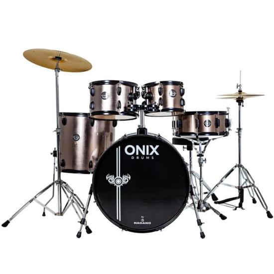 Bateria Onix Drums Smart 22\" Deep Silver por 3.599,99 à vista no boleto/pix ou parcele em até 12x sem juros. Compre na loja Mundomax!